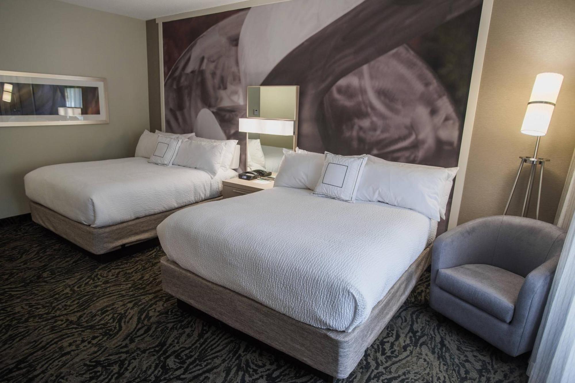 Courtyard By Marriott Hickory Ξενοδοχείο Εξωτερικό φωτογραφία